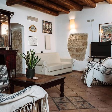 Filippo'S Holiday House Hotell Palermo Eksteriør bilde