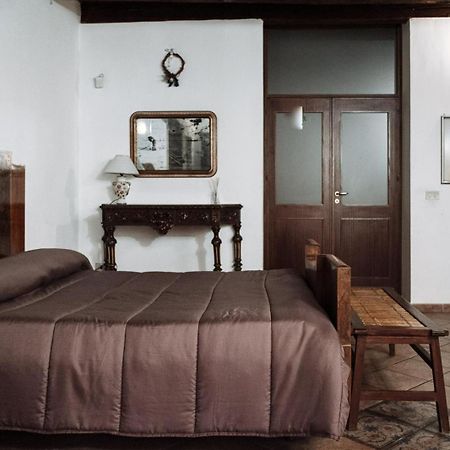 Filippo'S Holiday House Hotell Palermo Eksteriør bilde